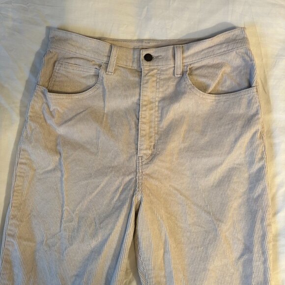 Levis 70's High Rise Flare Corduroy Jeans - Picture 2 of 10